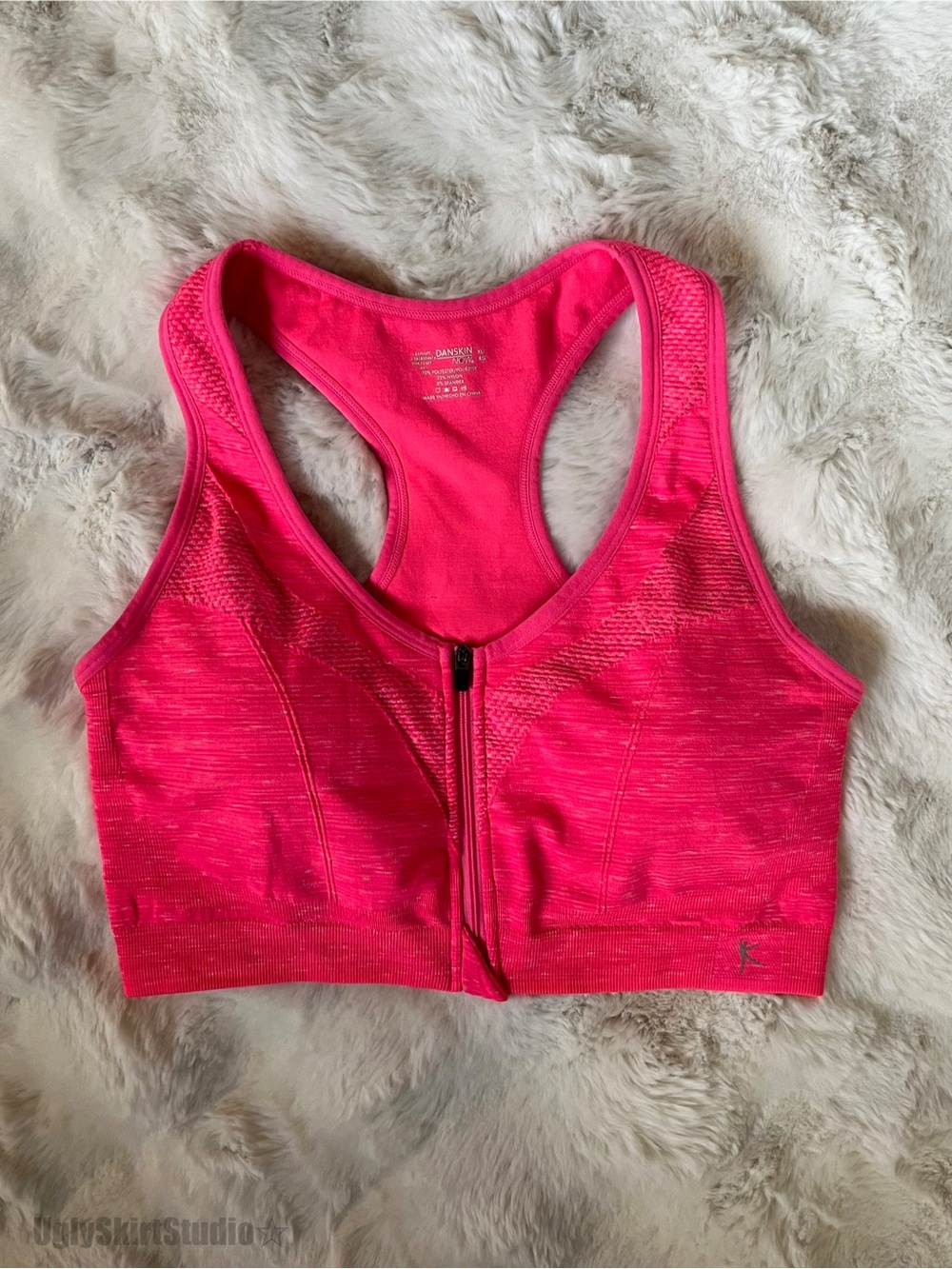 Danskin Now Hot Pink Zip Front Racerback Sports Bra XL 40 Barbiecore Girly EUC